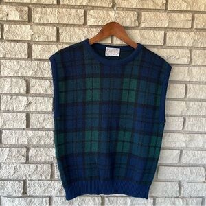 Pendleton 100% Virgin Wool Navy Green Black Plaid Sweater Vest Size Medium